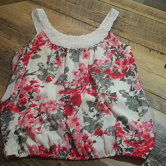 Wrapper Tops - Floral bubble sleeveless blouse XL Wrapper Tops - Floral bubble sleeveless blouse XL